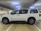Nissan Armada LE 2011